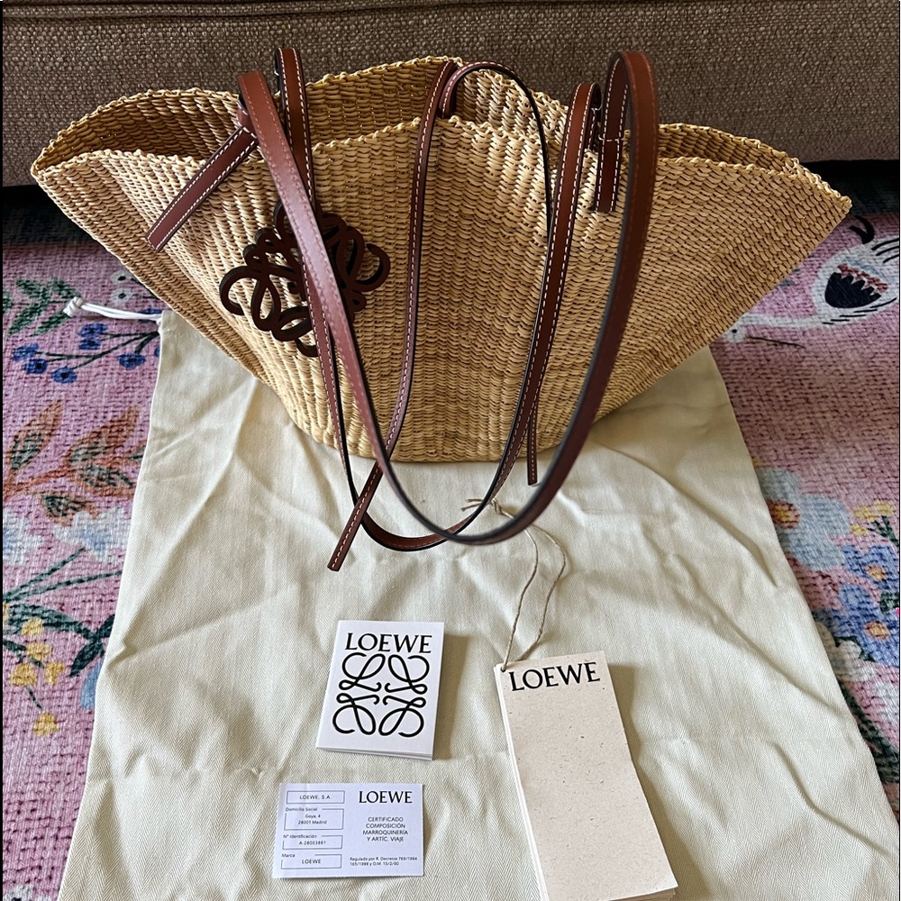 Loewe Shell Tote